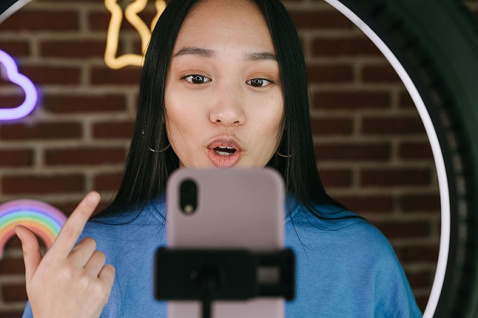 cover influencer